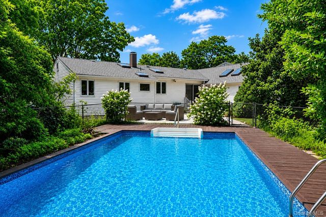 51 Longworth Avenue, Dix Hills, NY 11746