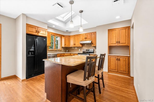 51 Longworth Avenue, Dix Hills, NY 11746