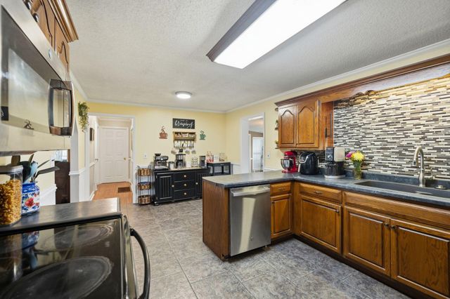 871 Kile Lake Road SE, Cleveland, TN 37323