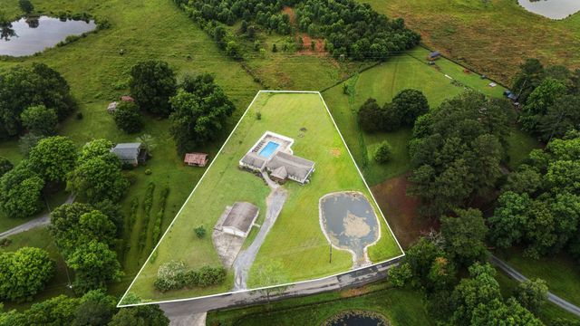 871 Kile Lake Road SE, Cleveland, TN 37323