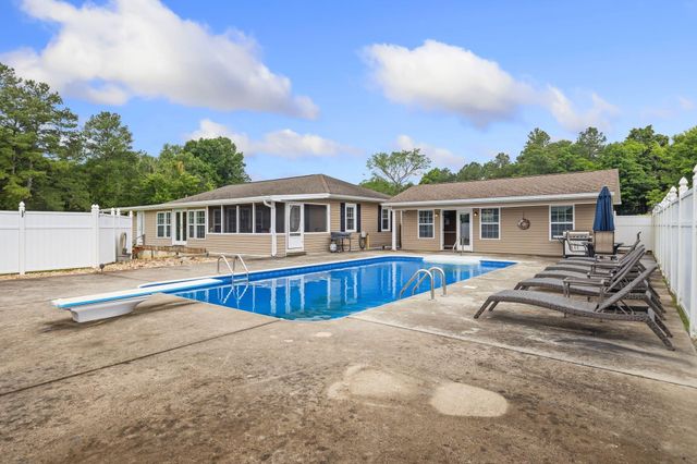 871 Kile Lake Road SE, Cleveland, TN 37323