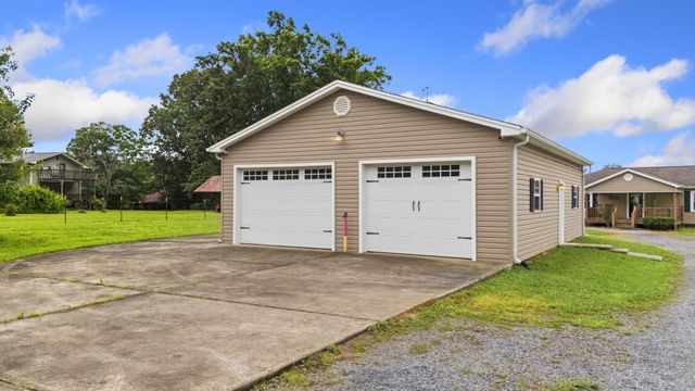 871 Kile Lake Road SE, Cleveland, TN 37323