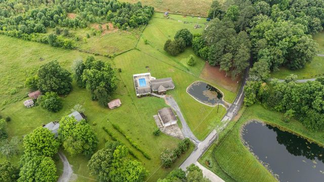 871 Kile Lake Road SE, Cleveland, TN 37323