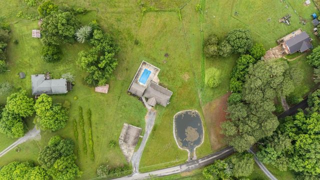 871 Kile Lake Road SE, Cleveland, TN 37323