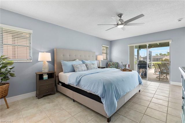 5240 SW 2nd PL, Cape Coral, FL 33914