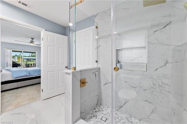 5240 SW 2nd PL, Cape Coral, FL 33914