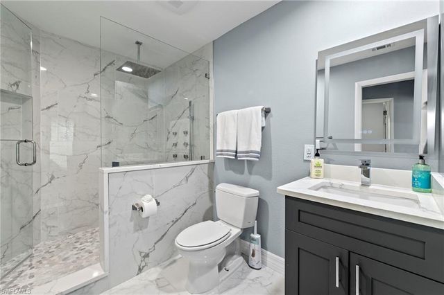 5240 SW 2nd PL, Cape Coral, FL 33914