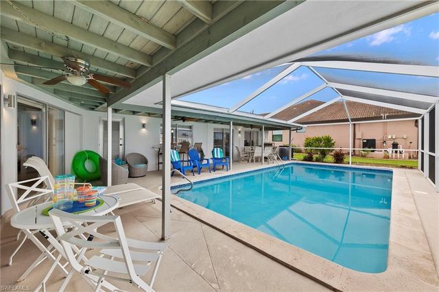 5240 SW 2nd PL, Cape Coral, FL 33914