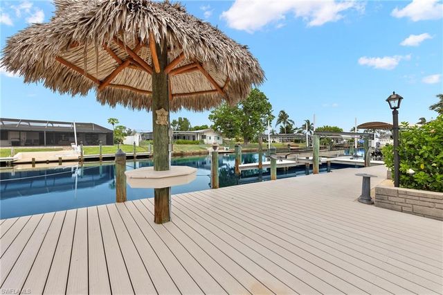 5240 SW 2nd PL, Cape Coral, FL 33914