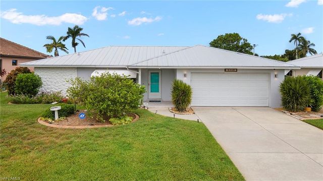 5240 SW 2nd PL, Cape Coral, FL 33914