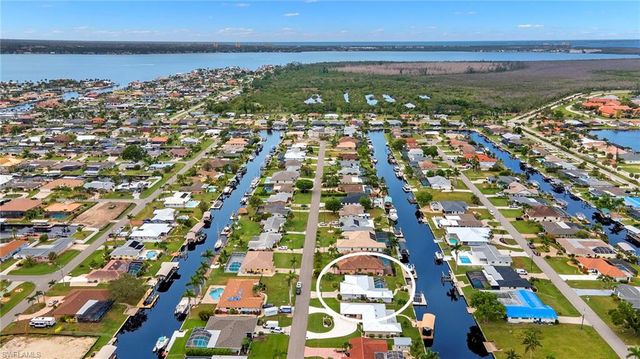 5240 SW 2nd PL, Cape Coral, FL 33914