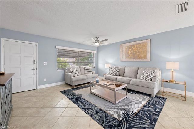 5240 SW 2nd PL, Cape Coral, FL 33914