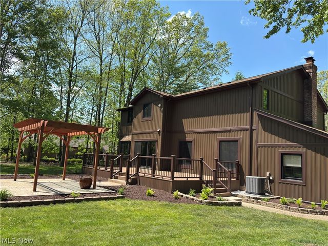 7447 McLELLAN Drive, Walton Hills, OH 44146