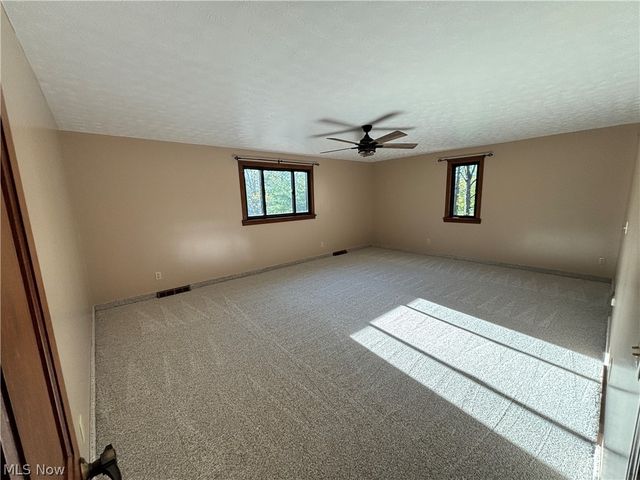 7447 McLELLAN Drive, Walton Hills, OH 44146