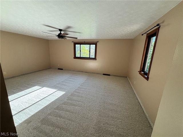 7447 McLELLAN Drive, Walton Hills, OH 44146