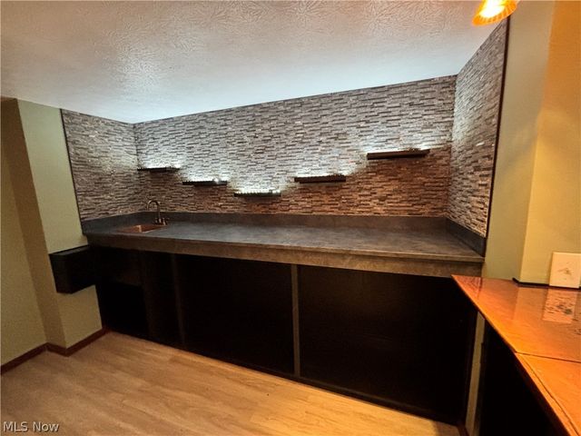 7447 McLELLAN Drive, Walton Hills, OH 44146