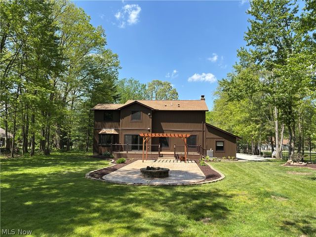 7447 McLELLAN Drive, Walton Hills, OH 44146
