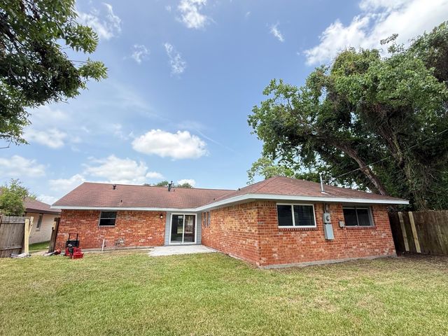 1853 El Mar Lane, Seabrook, TX 77586