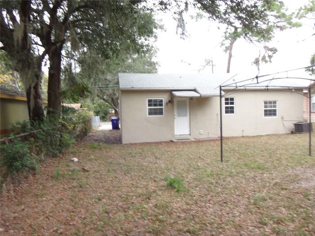 212 BASSEDENA CIRCLE S, Lakeland, FL 33805