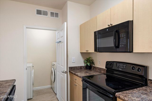 18416 N CAVE CREEK Road 2069, Phoenix, AZ 85032