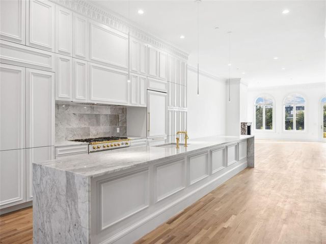 6100 NW Grand Boulevard 6103, Oklahoma City, OK 73118