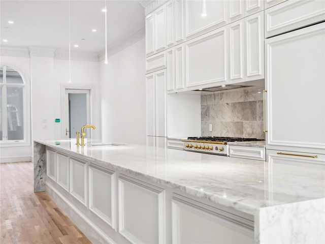 6100 NW Grand Boulevard 6103, Oklahoma City, OK 73118