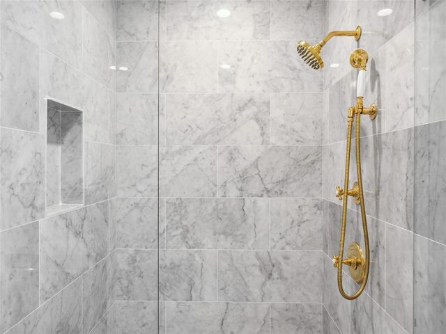 6100 NW Grand Boulevard 6103, Oklahoma City, OK 73118