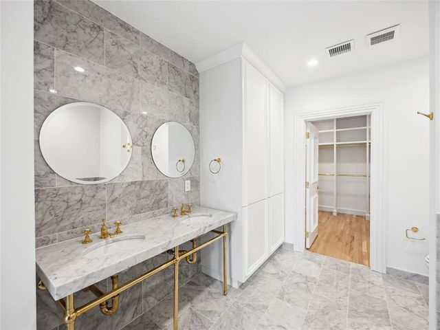 6100 NW Grand Boulevard 6103, Oklahoma City, OK 73118