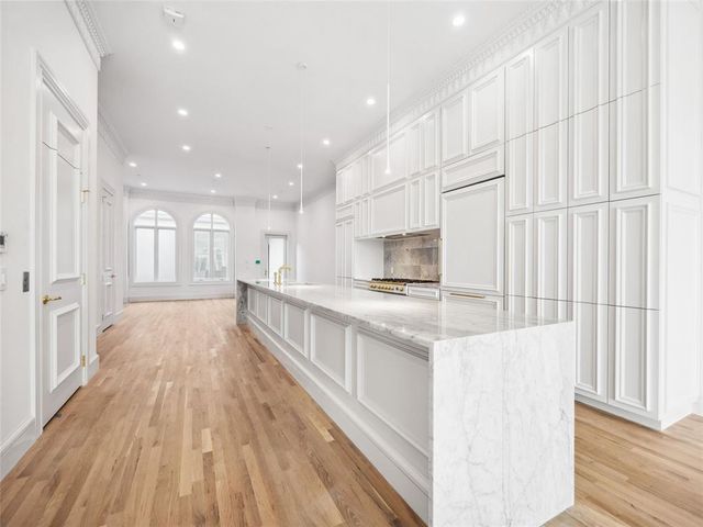 6100 NW Grand Boulevard 6103, Oklahoma City, OK 73118