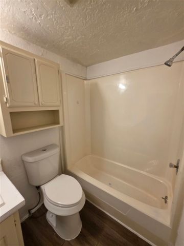 709 SW Garfield Ave, Lawton, OK 73501