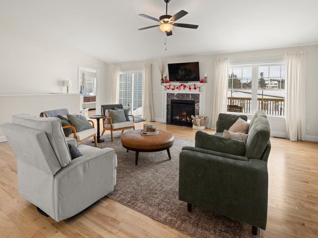 49 Hill Road, South Hero, VT 05486