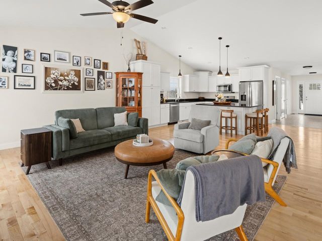 49 Hill Road, South Hero, VT 05486