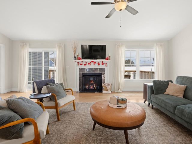 49 Hill Road, South Hero, VT 05486