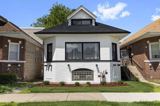 8052 S Harvard Avenue, Chicago, IL 60620