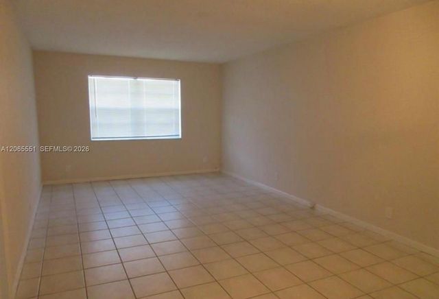 10751 Royal Palm Boulevard 17, Coral Springs, FL 33065