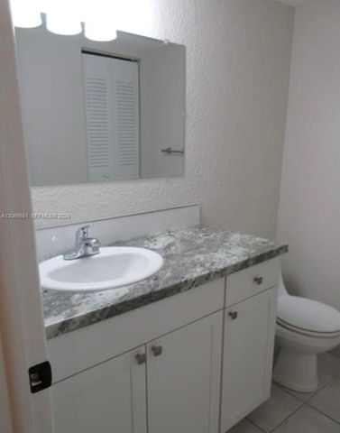 10751 Royal Palm Boulevard 17, Coral Springs, FL 33065