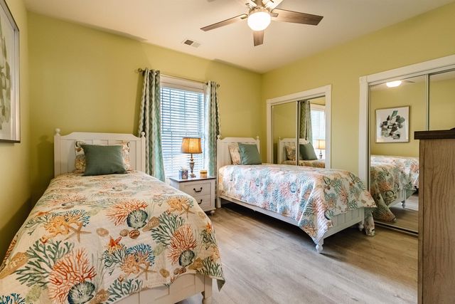 4843 Luster Leaf Cir Apt 302, Myrtle Beach, SC 29577