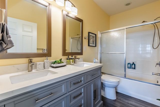 4843 Luster Leaf Cir Apt 302, Myrtle Beach, SC 29577
