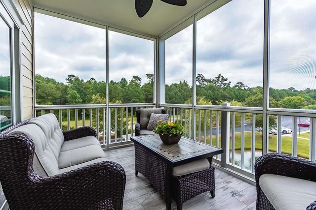 4843 Luster Leaf Cir Apt 302, Myrtle Beach, SC 29577