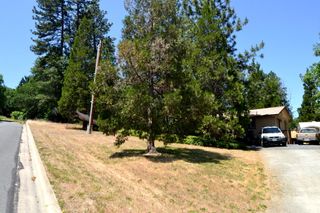 2360 NW Highland Avenue, Grants Pass, OR 97526