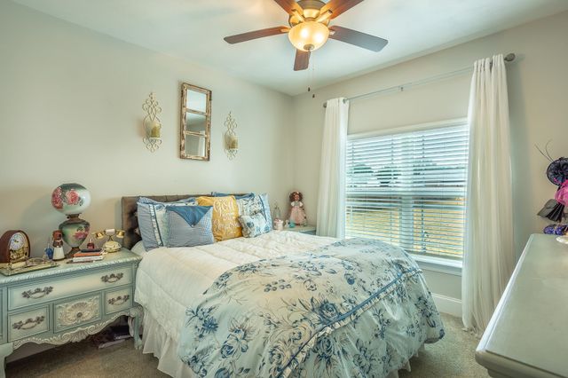 305 Tillis Lane, Crawfordville, FL 32327