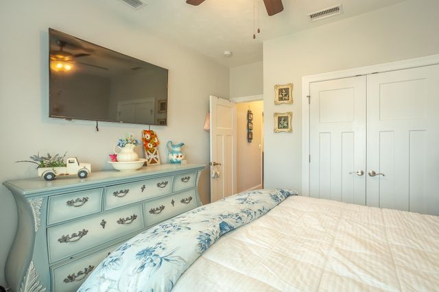 305 Tillis Lane, Crawfordville, FL 32327