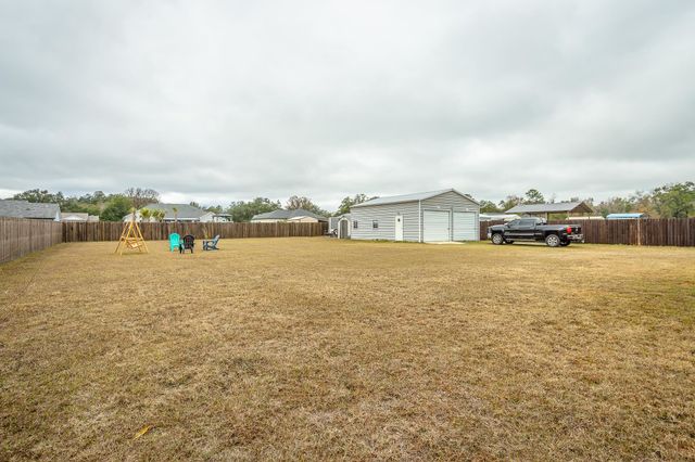 305 Tillis Lane, Crawfordville, FL 32327