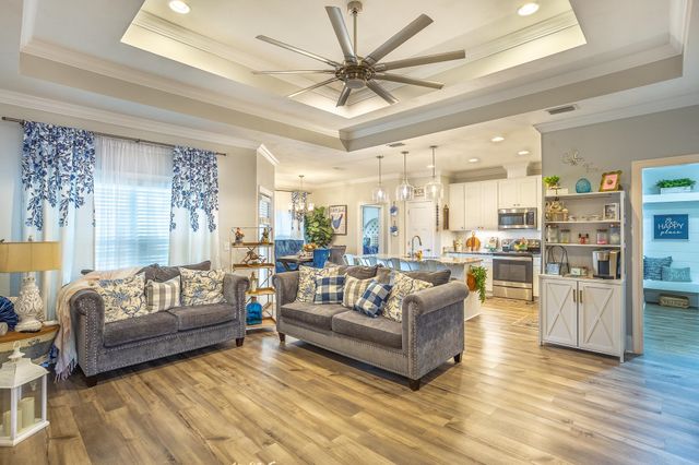 305 Tillis Lane, Crawfordville, FL 32327