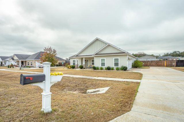 305 Tillis Lane, Crawfordville, FL 32327