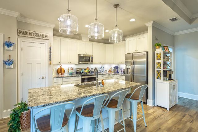 305 Tillis Lane, Crawfordville, FL 32327