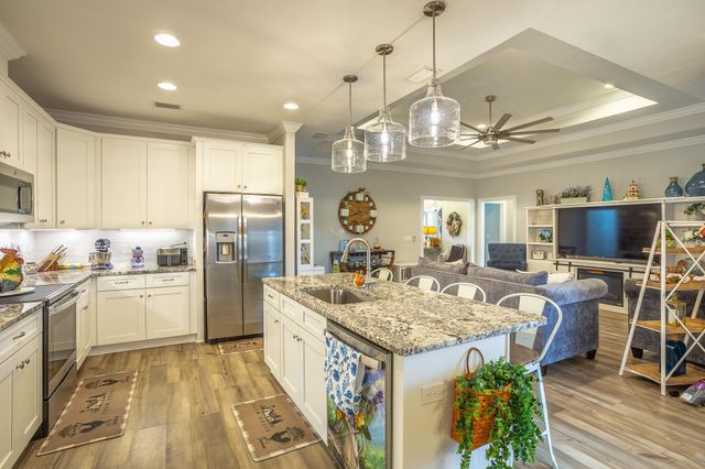 305 Tillis Lane, Crawfordville, FL 32327