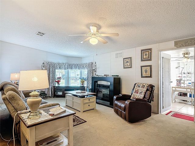 104 ADMIRAL LANE, Debary, FL 32713