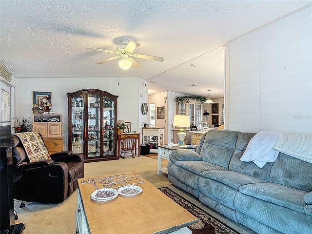 104 ADMIRAL LANE, Debary, FL 32713