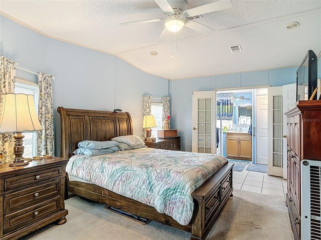 104 ADMIRAL LANE, Debary, FL 32713